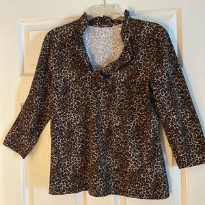 J. McLaughlin, size L leopard top